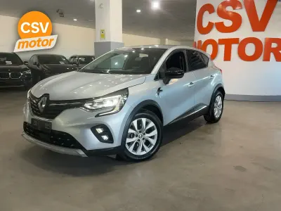 Usado Renault Captur Evolution 160 CV (117 kW) 2022 Gris SUV