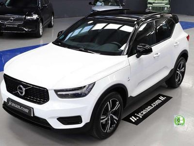Blanco Usado 2022 Volvo XC40 R-Design SUV | 23.360 € (Precio justo)