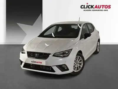 Usado Seat Ibiza FR 115 CV (84 kW) 2025 Blanco Utilitario