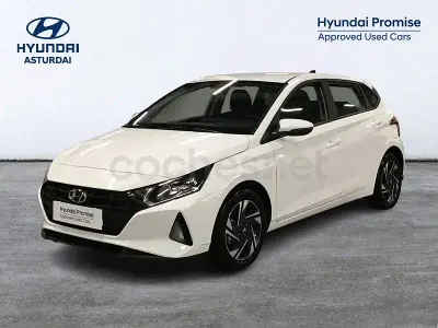 Usado Hyundai i20 84 CV (61 kW) 2023 Blanco Utilitario