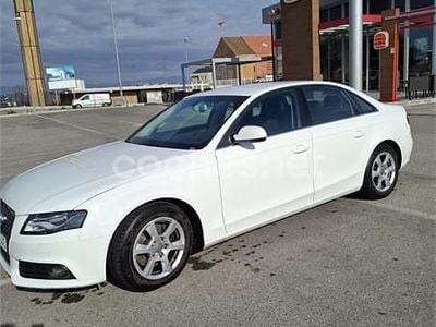 Usado Audi A4 136 CV (100 kW) 2010 Blanco Berlina