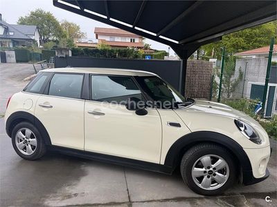 Usado Mini ONE 102 CV (75 kW) 2019 Beige Utilitario
