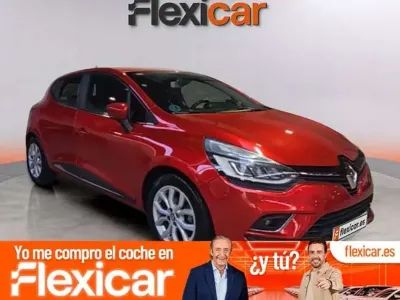 Usado Renault Clio Zen 90 CV (66 kW) 2017 Rojo Utilitario
