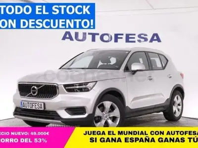Usado Volvo XC40 Momentum 190 CV (139 kW) 2018 Gris / plata SUV