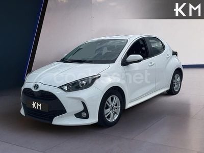 Usado Toyota Yaris Hybrid Business Edition 116 CV (85 kW) 2021 Blanco Berlina
