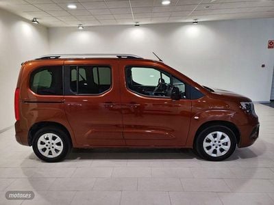 Marrón Usado 2021 Opel Combo-e Life Elegance Monovolumen | 23.900 €