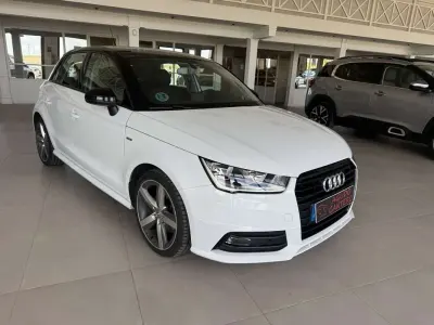 Usado Audi A1 Sportback Attraction 116 CV (85 kW) 2018 Blanco Utilitario