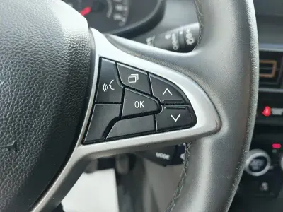 Usado Dacia Jogger Essentiel 100 CV (73 kW) 2023 Blanco Monovolumen