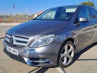 Mercedes B180