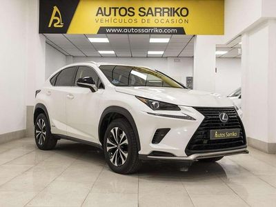 Blanco Usado 2021 Lexus NX300h SUV | 34.900 € (Un poco caro)