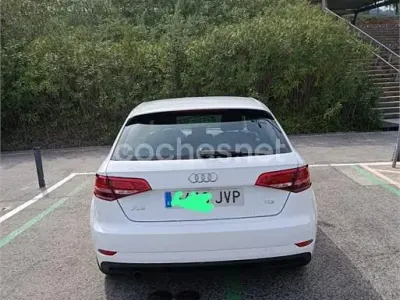Usado Audi A3 110 CV (80 kW) 2016 Blanco Berlina
