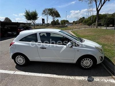 Usado Opel Corsa Selective 75 CV (55 kW) 2012 Blanco Utilitario