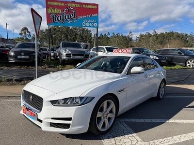 Usado Jaguar XE Portfolio 180 CV (132 kW) 2017 Blanco Berlina