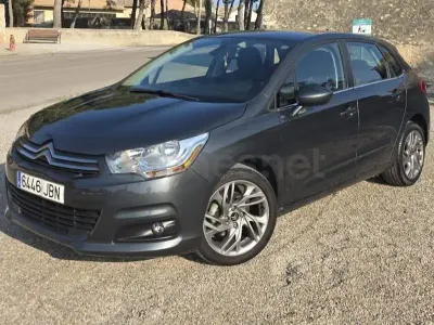 Usado Citroën C4 114 CV (83 kW) 2014 Gris / plata Berlina