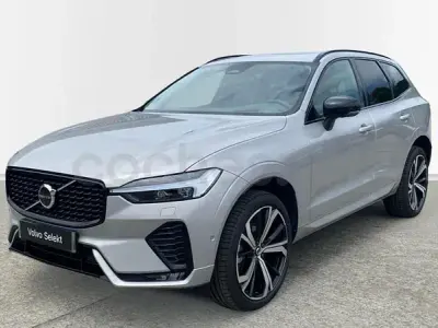 Usado Volvo XC60 Plus 250 CV (183 kW) 2025 Gris / plata SUV