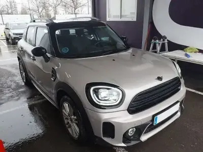 Usado Mini Cooper Countryman 136 CV (100 kW) 2022 Gris / plata SUV