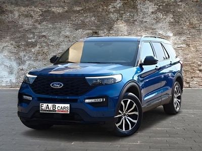 Usado Ford Explorer Platinum 457 CV (336 kW) 2021 Gris SUV