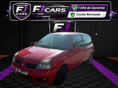 Usado Renault Clio II Campus 65 CV (47 kW) 2009 Rojo Berlina