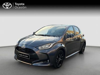 Gris / plata Usado 2022 Toyota Yaris Hybrid Style Berlina | 20.100 € (Precio justo)