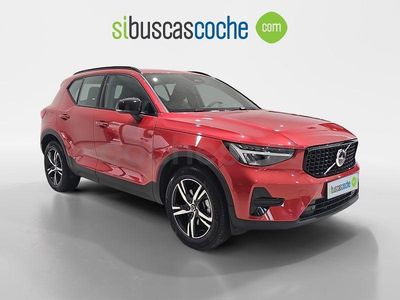 Usado Volvo XC40 Plus 163 CV (119 kW) 2025 Rojo SUV