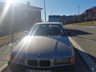 Usado BMW 316 102 CV (75 kW) 1999 Gris / plata Berlina