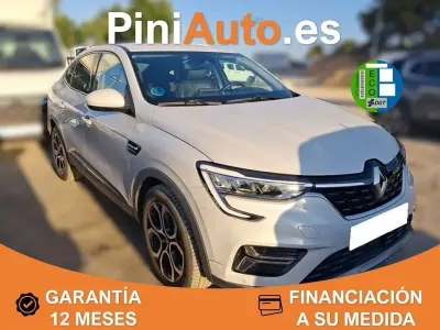 Usado Renault Arkana Zen 140 CV (102 kW) 2023 Blanco SUV