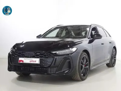 Usado Audi A5 Ambiente 299 CV (219 kW) 2025 Negro Familiar