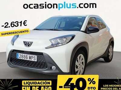 Blanco Usado 2024 Toyota Aygo Play Utilitario | 12.719 € (Precio justo)