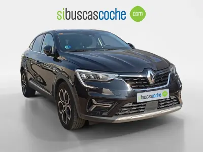 Usado Renault Arkana Zen 140 CV (102 kW) 2021 Negro SUV