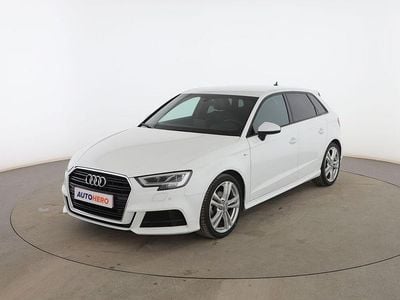 Blanco Usado 2019 Audi A3 Sportback S-Line Utilitario | 21.899 € (Precio justo)