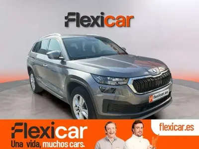 Usado Skoda Kodiaq Ambition 150 CV (110 kW) 2023 Gris SUV