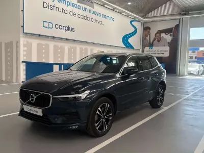 Usado Volvo XC60 Momentum 197 CV (144 kW) 2021 Azul SUV