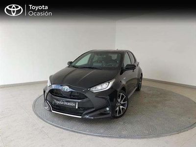 Usado Toyota Yaris Style 116 CV (85 kW) 2021 Negro Utilitario