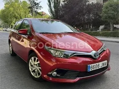 Usado Toyota Auris Hybrid