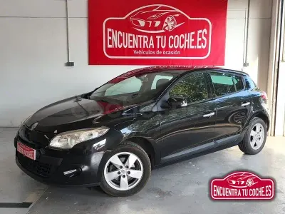 Usado Renault Mégane III Dynamique 110 CV (80 kW) 2010 Negro Berlina