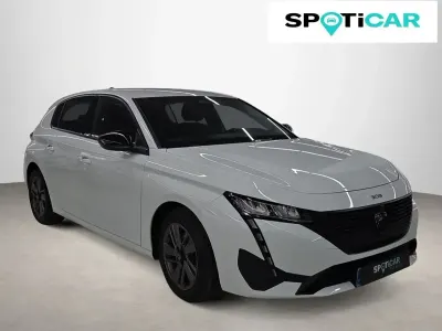 Usado Peugeot 308 Active 131 CV (96 kW) 2022 Blanco Berlina