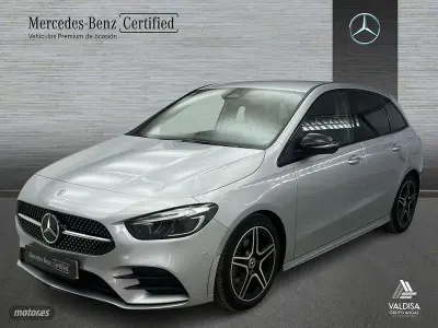 Usado Mercedes B200 150 CV (110 kW) 2025 Gris / plateado Utilitario