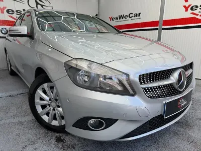 Usado Mercedes A200 Style 136 CV (100 kW) 2014 Gris / plata Berlina