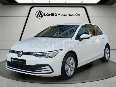 Usado VW Golf VIII Life 110 CV (80 kW) 2021 Blanco Berlina
