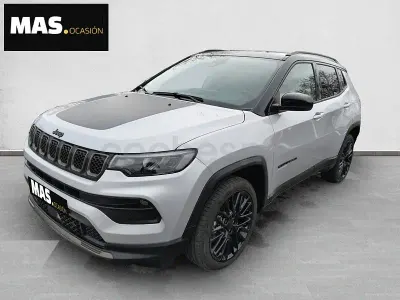 Usado Jeep Compass 130 CV (95 kW) 2022 Gris / plata SUV