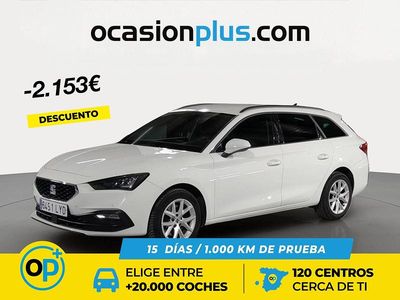 Usado Seat Leon Style 150 CV (110 kW) 2022 Blanco Familiar