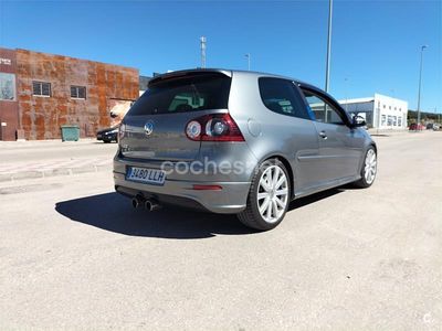 Usado VW Golf V R 250 CV (183 kW) 2007 Gris / plata Berlina