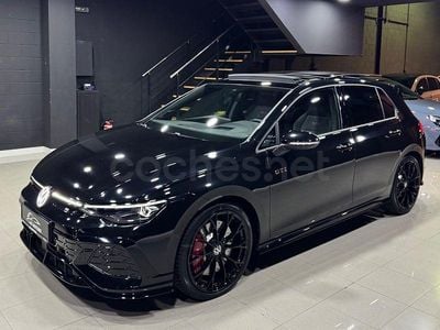 Begagnad VW Golf VIII GTI Clubsport 300 HK (220 kW) 2025 Svart Sedan