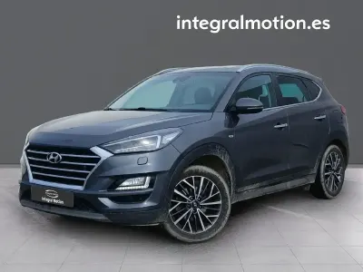 Usado Hyundai Tucson 115 CV (84 kW) 2019 Gris SUV