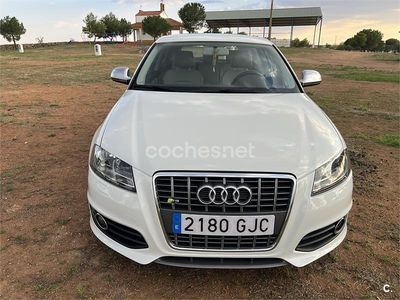 Usado Audi A3 Attraction 105 CV (77 kW) 2008 Blanco Utilitario