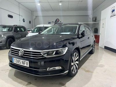 Usado VW Passat Advance 150 CV (110 kW) 2018 Azul Familiar