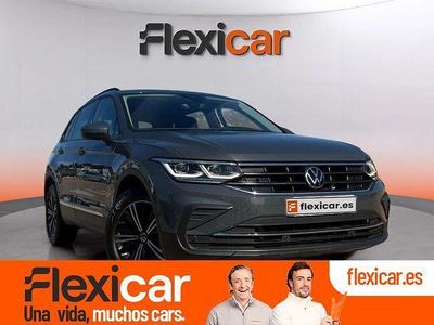 Usado VW Tiguan Life 150 CV (110 kW) 2022 Gris SUV