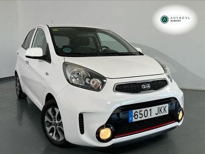 Usado Kia Picanto Urban 66 CV (48 kW) 2015 Blanco Utilitario