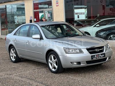 Gris / plata Usado 2007 Hyundai Sonata Comfort Berlina | 4250 € (Precio justo)