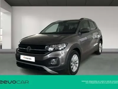 Usado VW T-Cross Advance 110 CV (80 kW) 2021 Gris SUV